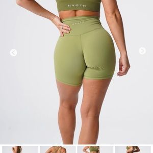NVGTN signature 2.0 shorts